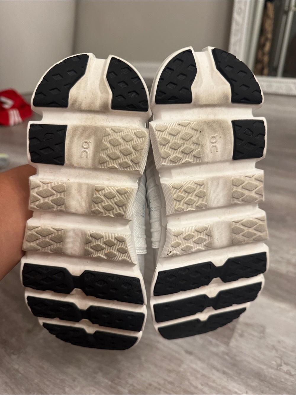 On Cloud Kids Cloudnova White Sneakers - Picture 3 of 8